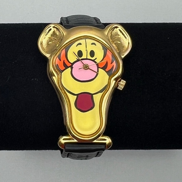 Timex  Vintage Unisex 1990’s Tigger face Watch Working - Picture 7 of 9